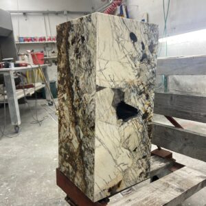 création meuble en granit patagonia