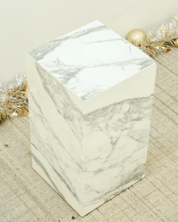 cube marbre arabescato